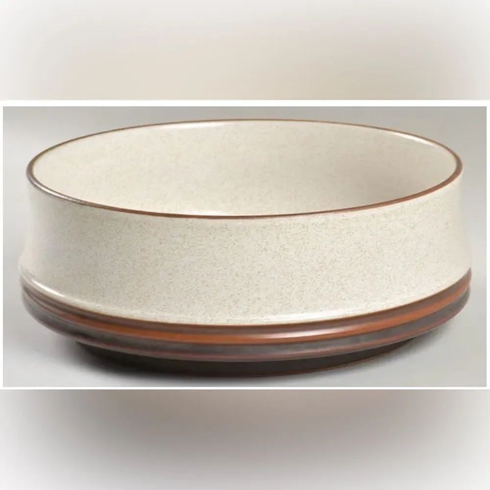 DENBY-LANGLEY Round Vegetable Bowl Potter's Wheel Parchment